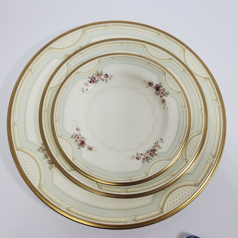Pfaltzgraff Claridge Dinner Salad Bread & Butter Plate Set 3 Pieces White Floral